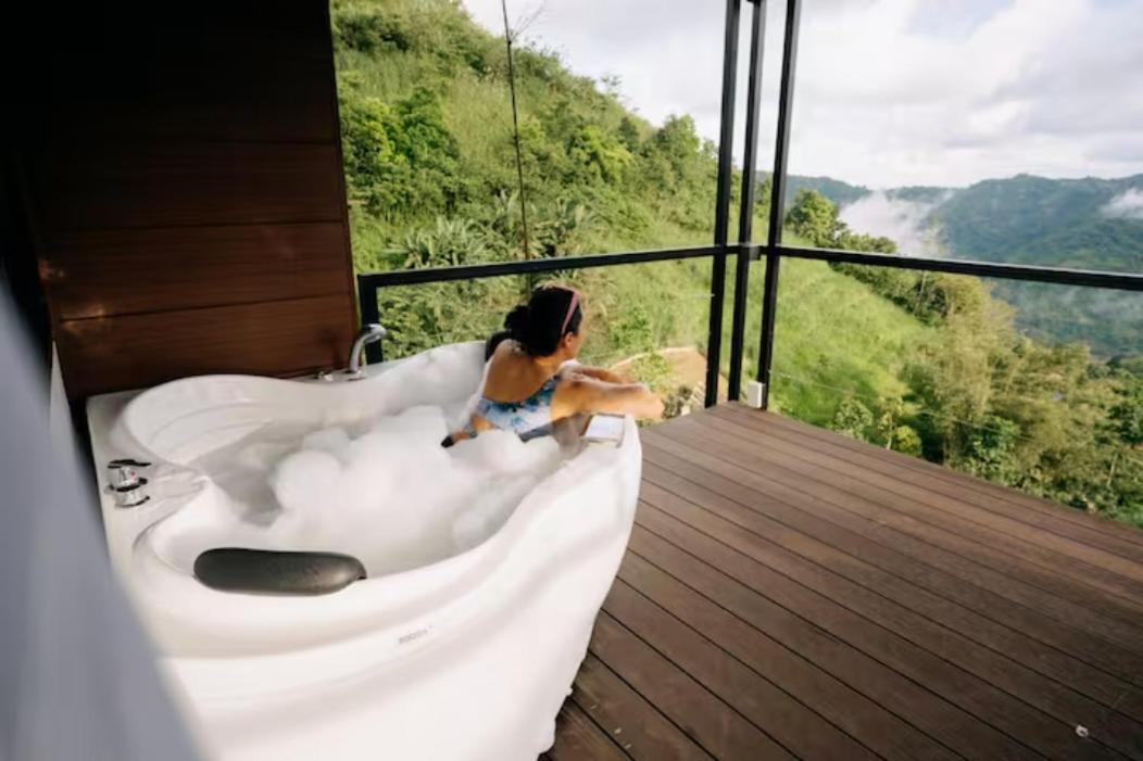 Grey Rock Mountain Cabin W/ Jacuzzi Balamban Экстерьер фото