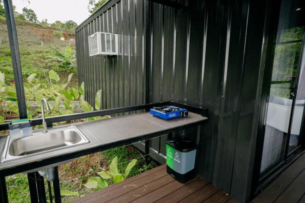 Grey Rock Mountain Cabin W/ Jacuzzi Balamban Экстерьер фото