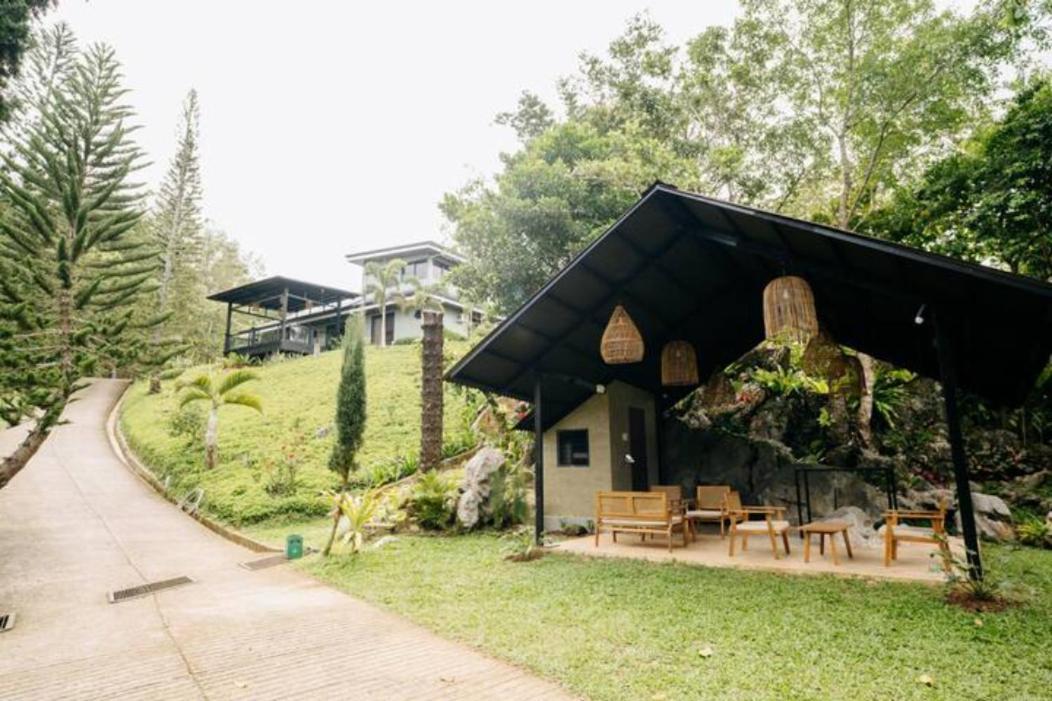 Grey Rock Mountain Cabin W/ Jacuzzi Balamban Экстерьер фото